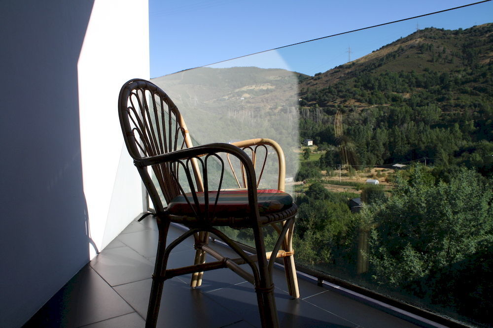 Hostal Tres Campanas Villafranca Del Bierzo Dış mekan fotoğraf